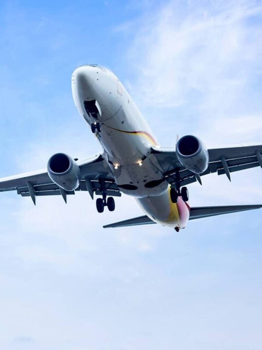 FLIGHT, CHINA, SINGAPUR