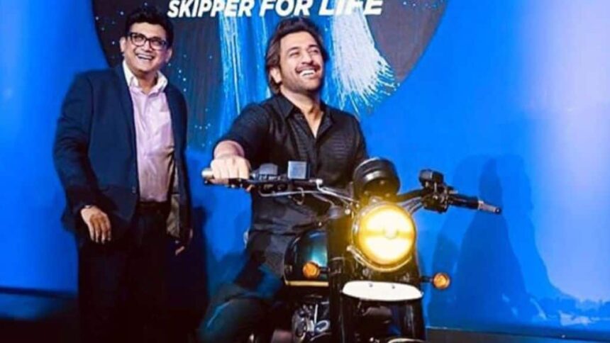 MS Dhoni Latest News । MS Dhoni Latest Update । MS Dhoni Latest Bike । MS Dhoni Customized Jawa 42 Bobber