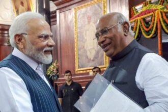 Modi vs Kharge | Parliament Security Breach | parliament winter session