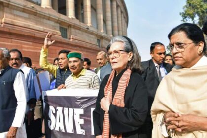 sonia gandhi | cwc | congress |